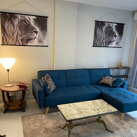 Apartamento A 2 Pas De La Gare Chalon-sur-Saône Exterior foto
